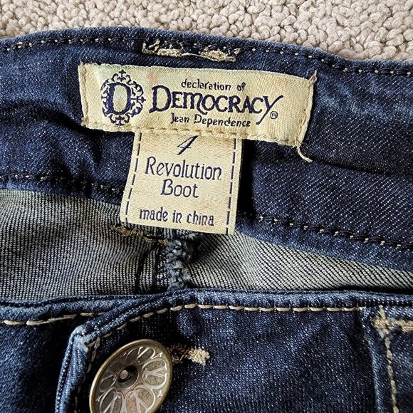 Democracy Women's Revolution Boot Jeans Blue Mid Rise Dark Wash Stretch Size 4 - Picture 4 of 8